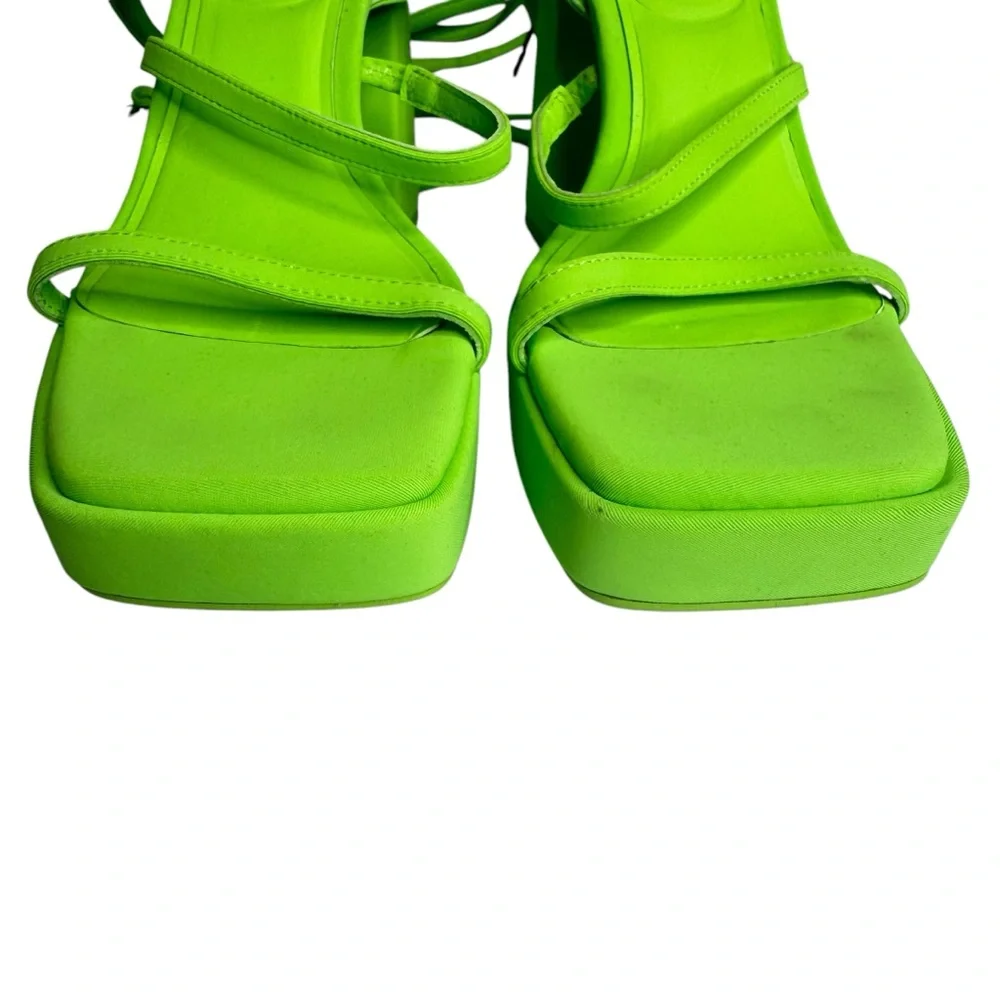 Zara neon green